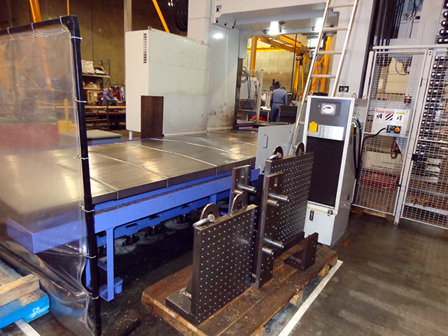 best way is to do 2 img one 440X870 the other 162X140 called name_thumb